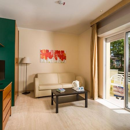 Astoria Suite Hotel Rimini Exterior photo
